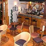 The Manor Hotel 