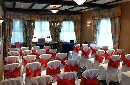 The Manor Hotel 